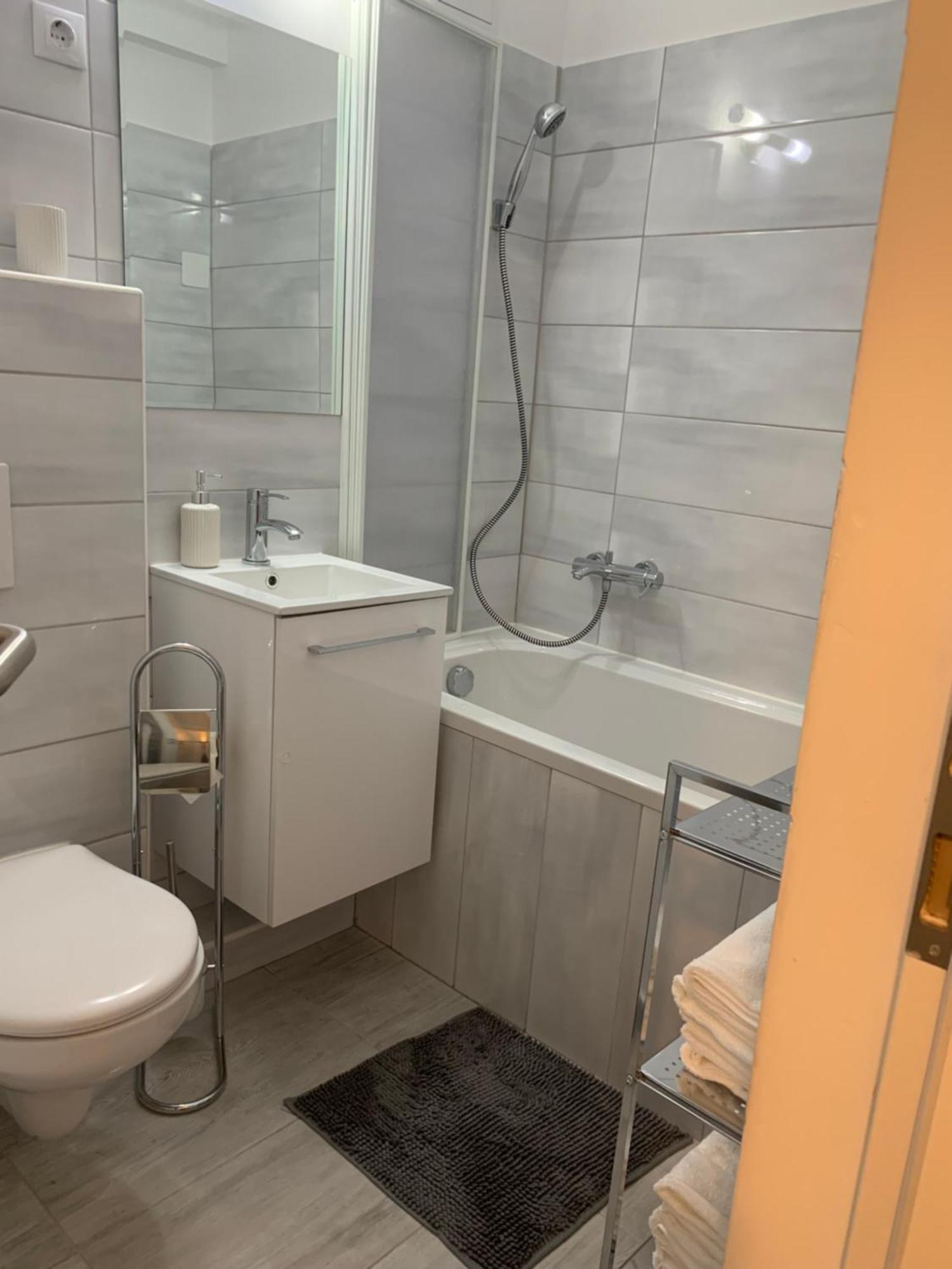 Ferienwohnung Origo Győr Exterior foto